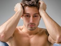 Это работает: 8 способов заставить мужчину думать о тебе постоянно