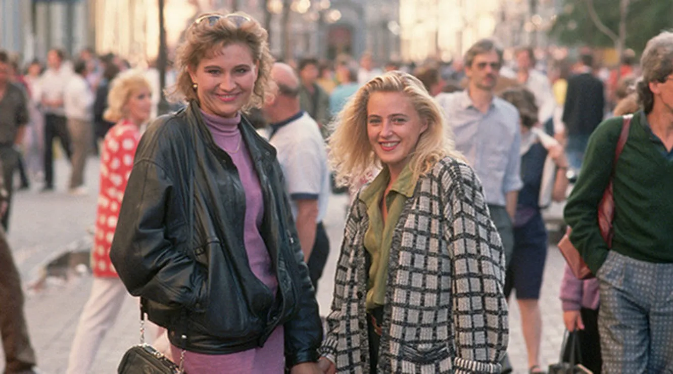 1990 е мода. Лихие 90-е мода. Мода 90е в России. Мода в СССР В 90-Е. 90е 2000е мода.